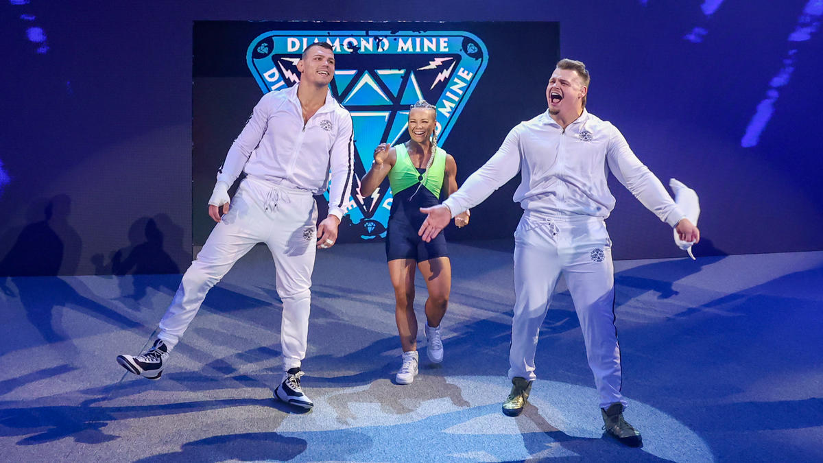 Creed Brothers accept Alpha Academy open challenge for WWE Raw