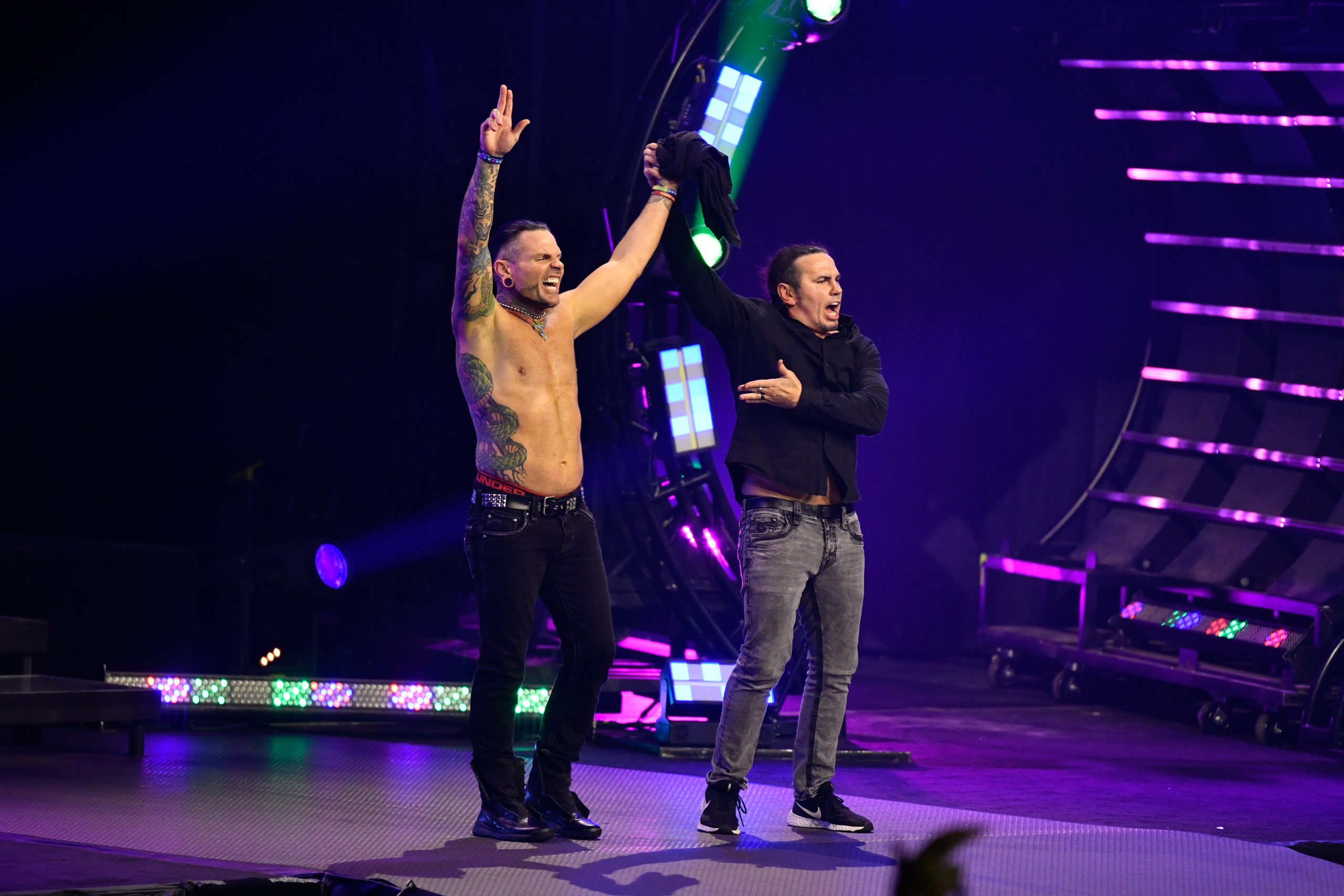 The Hardy Boyz vs. Dragon Lee & Dralistico set for AAA Triplemania Tijuana
