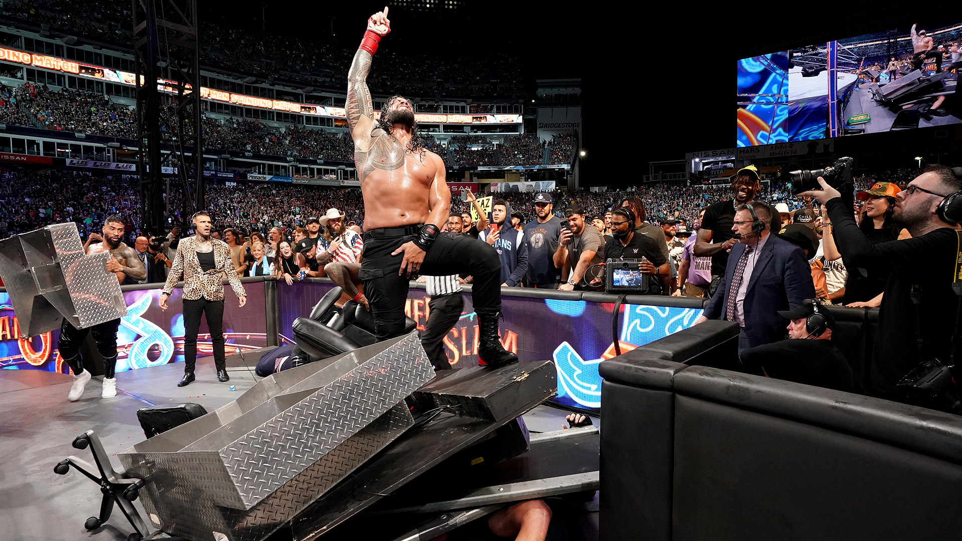 Daily Update: Raw, Roman Reigns record, Women of Wrestling