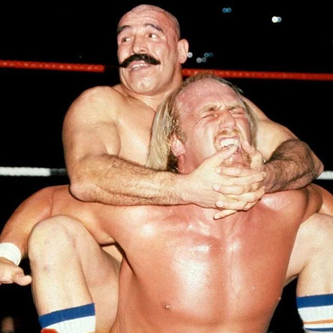 Hulk Hogan pays tribute to The Iron Sheik