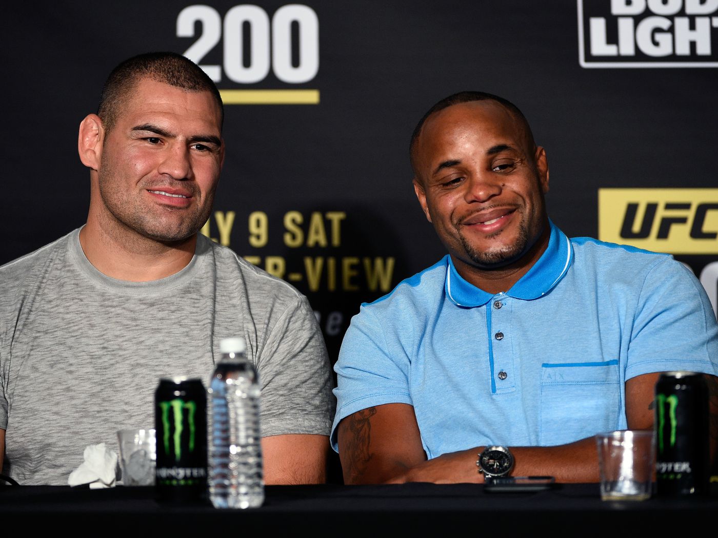 Cain Velasquez: Daniel Cormier & I have talked about a match for AAA