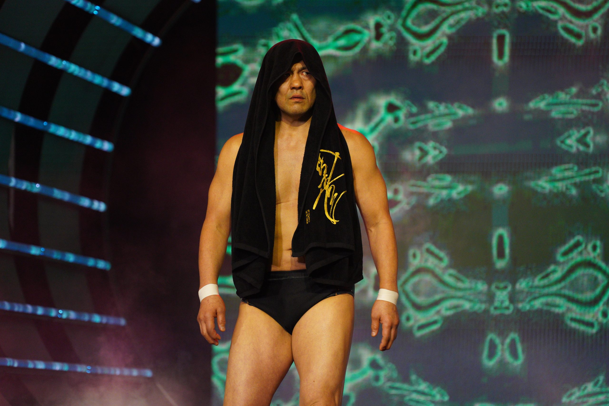 Minoru Suzuki & Sanshiro Takagi to wrestle inside a bullet train for DDT