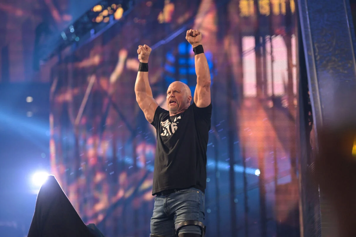 Daily Update: Steve Austin, WWE Raw, Vitor Belfort