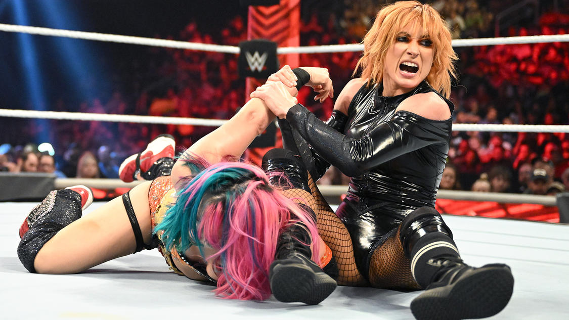 WWE Raw video highlights: Becky Lynch gets added to Hell in a Cell