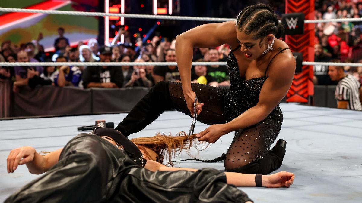 WWE Raw video highlights: WrestleMania Raw
