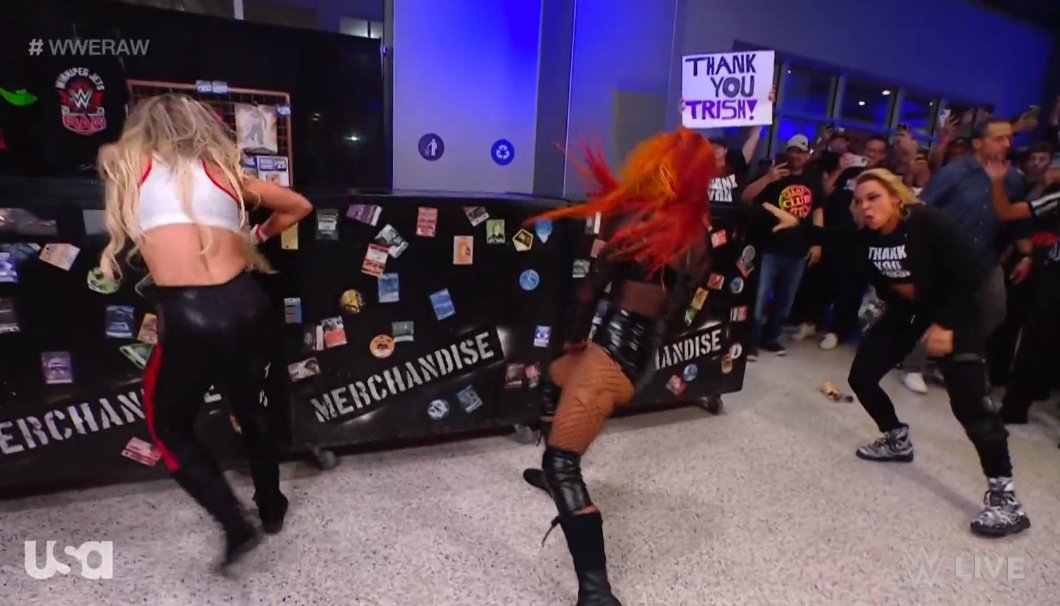 Becky Lynch vs. Trish Stratus cage match set following WWE Raw double countout