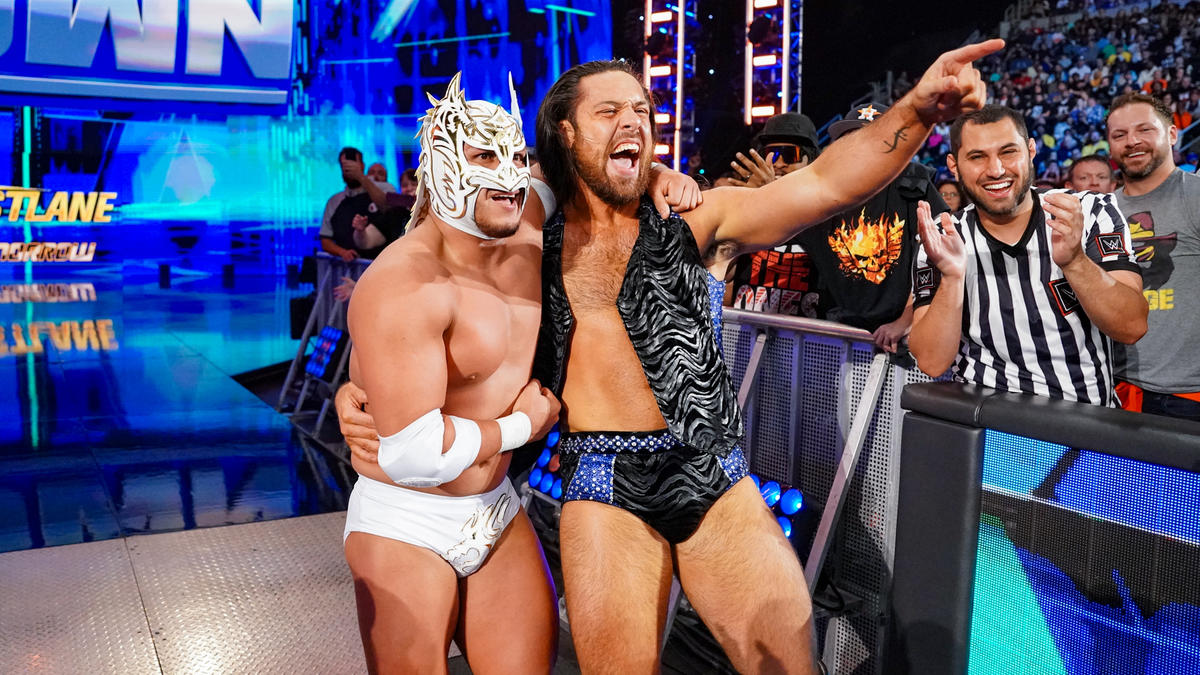 Dragon Lee listed as member of WWE SmackDown roster