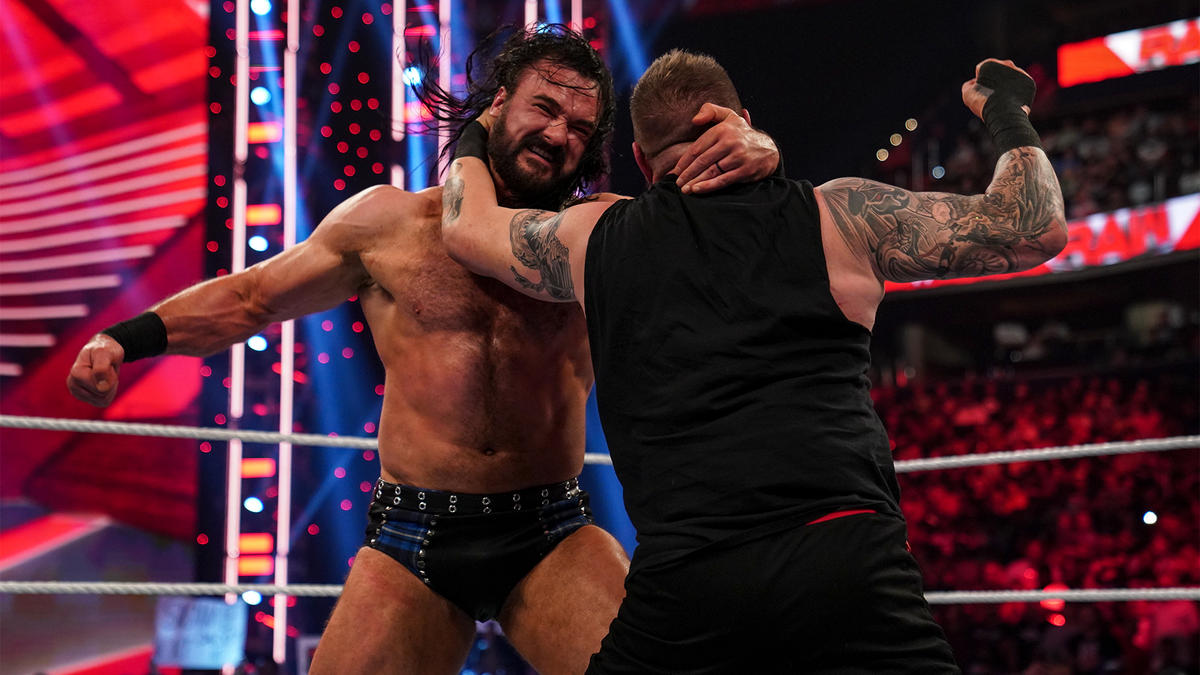 Wrestling Observer Live: WrestleMania huge first day, WWE business, RAW, NXT 2.0 preview, more!
