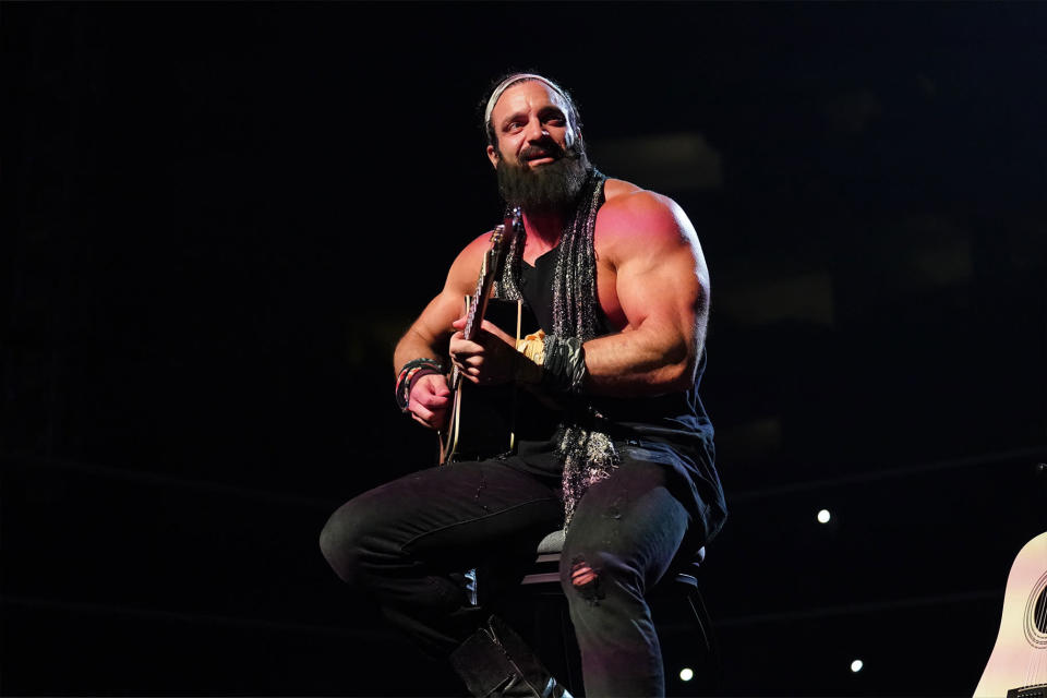 Report: Elias replaces Ezekiel on WWE’s internal roster