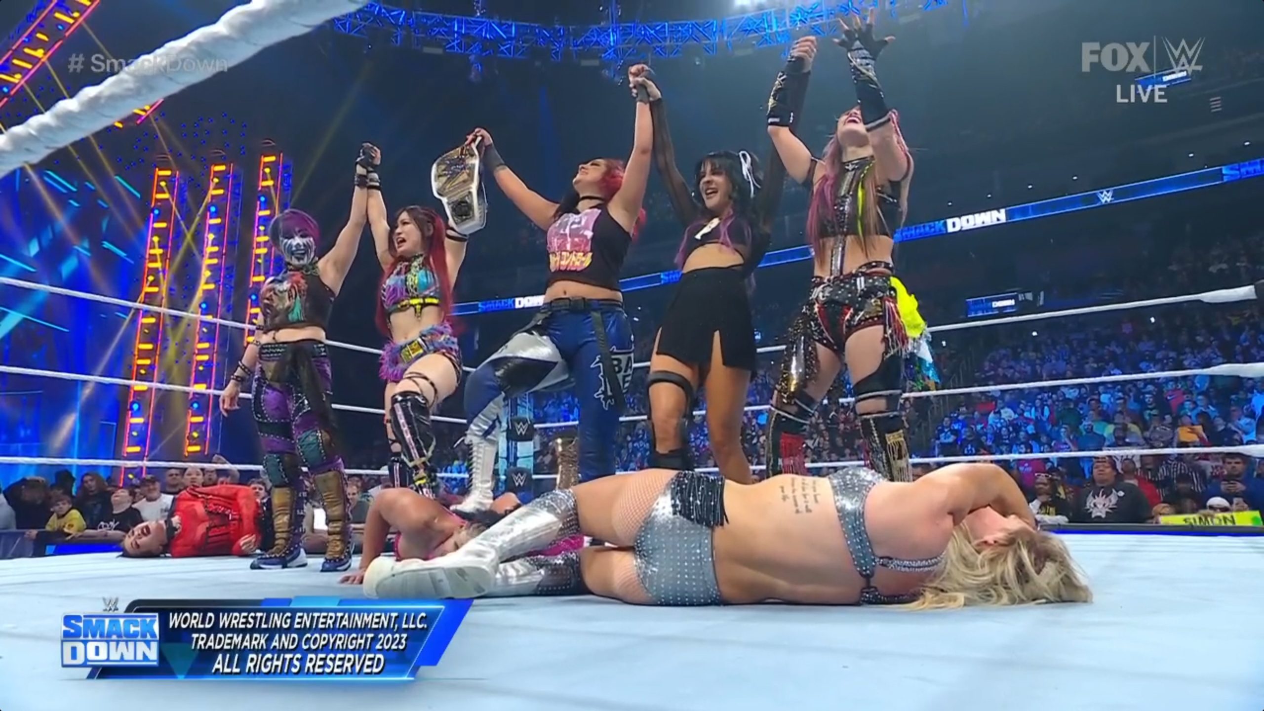 Asuka aligns with Damage CTRL on WWE SmackDown