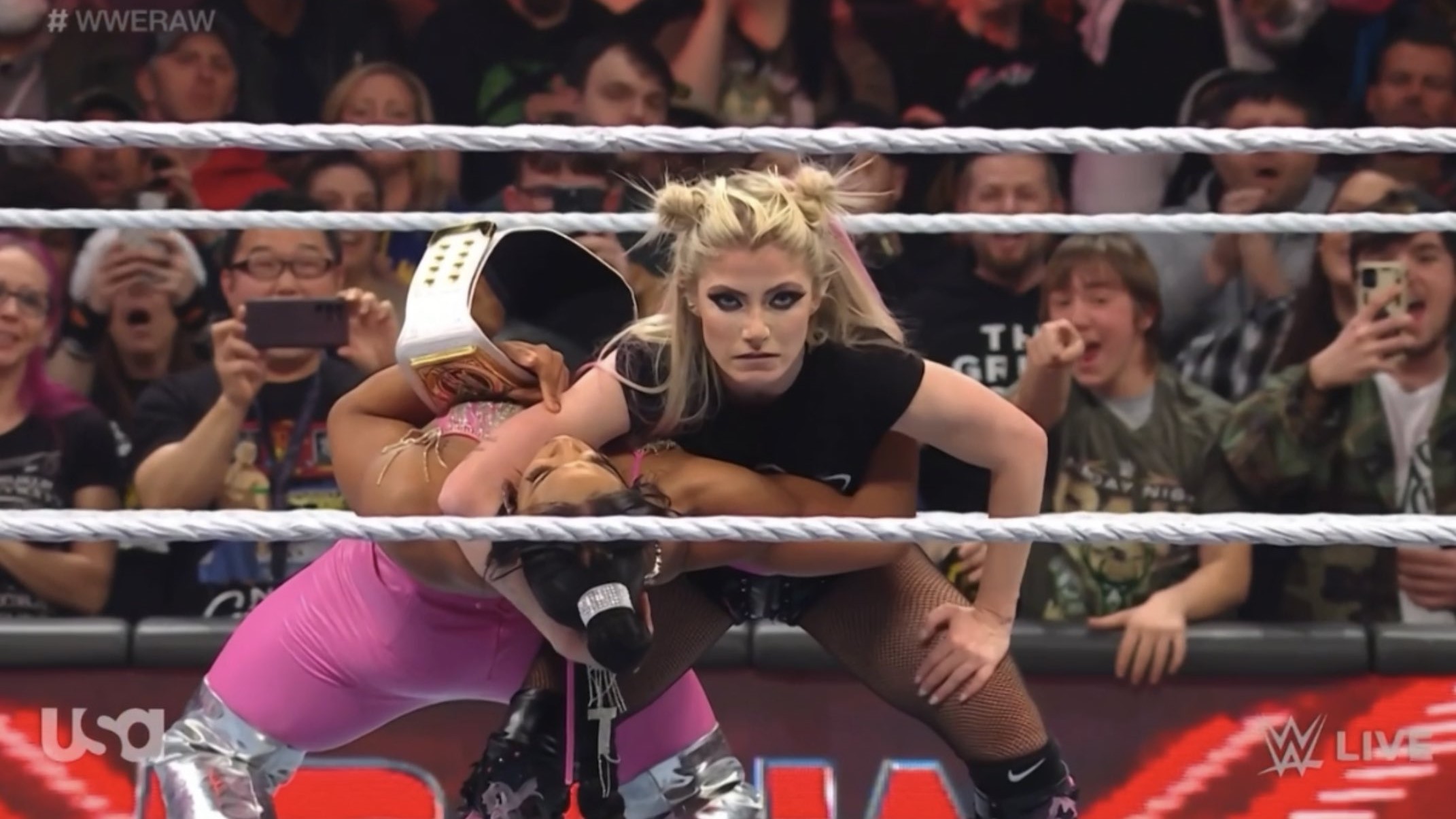 Alexa Bliss becomes number one contender to WWE Raw Women’s title