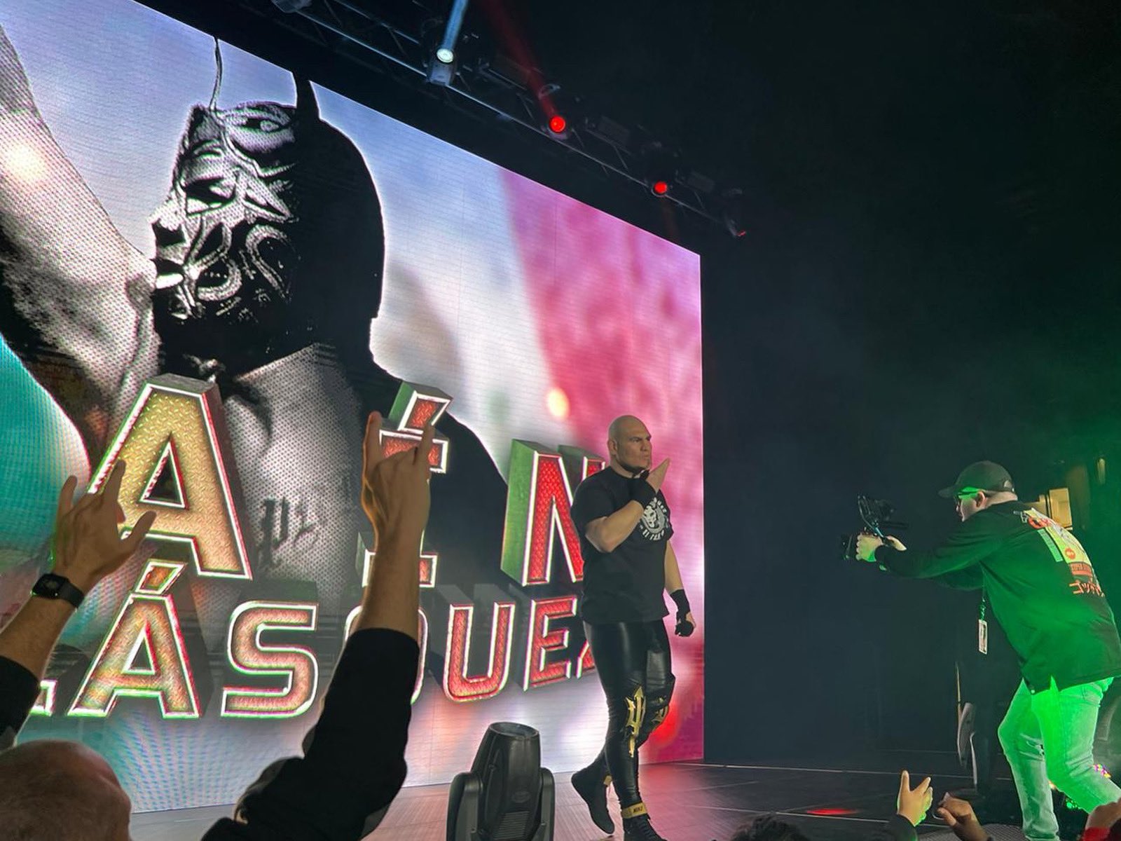 VIDEO: Cain Velasquez addresses fans at AAA Tempe show