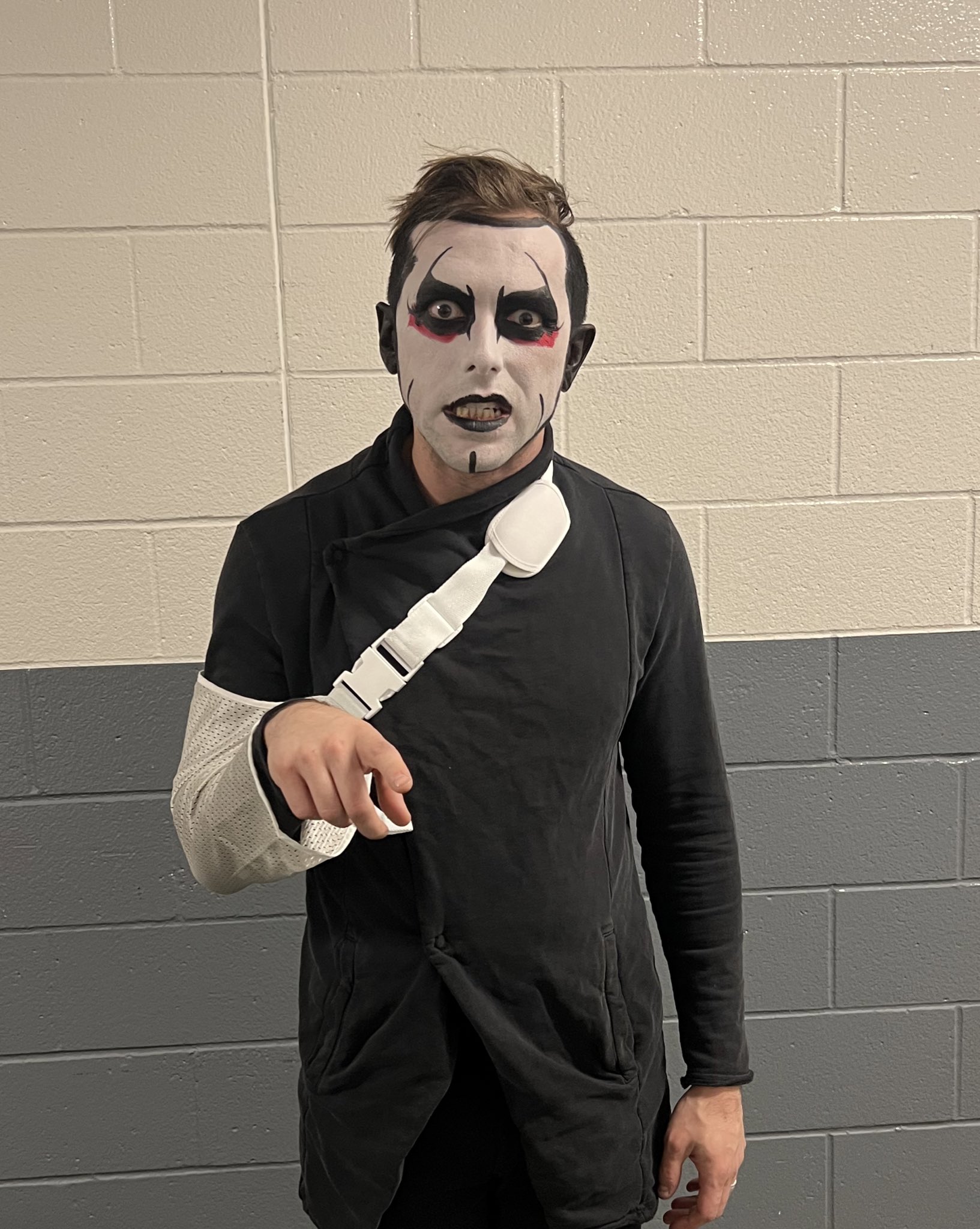 Danhausen suffers torn pectoral muscle at AEW Revolution