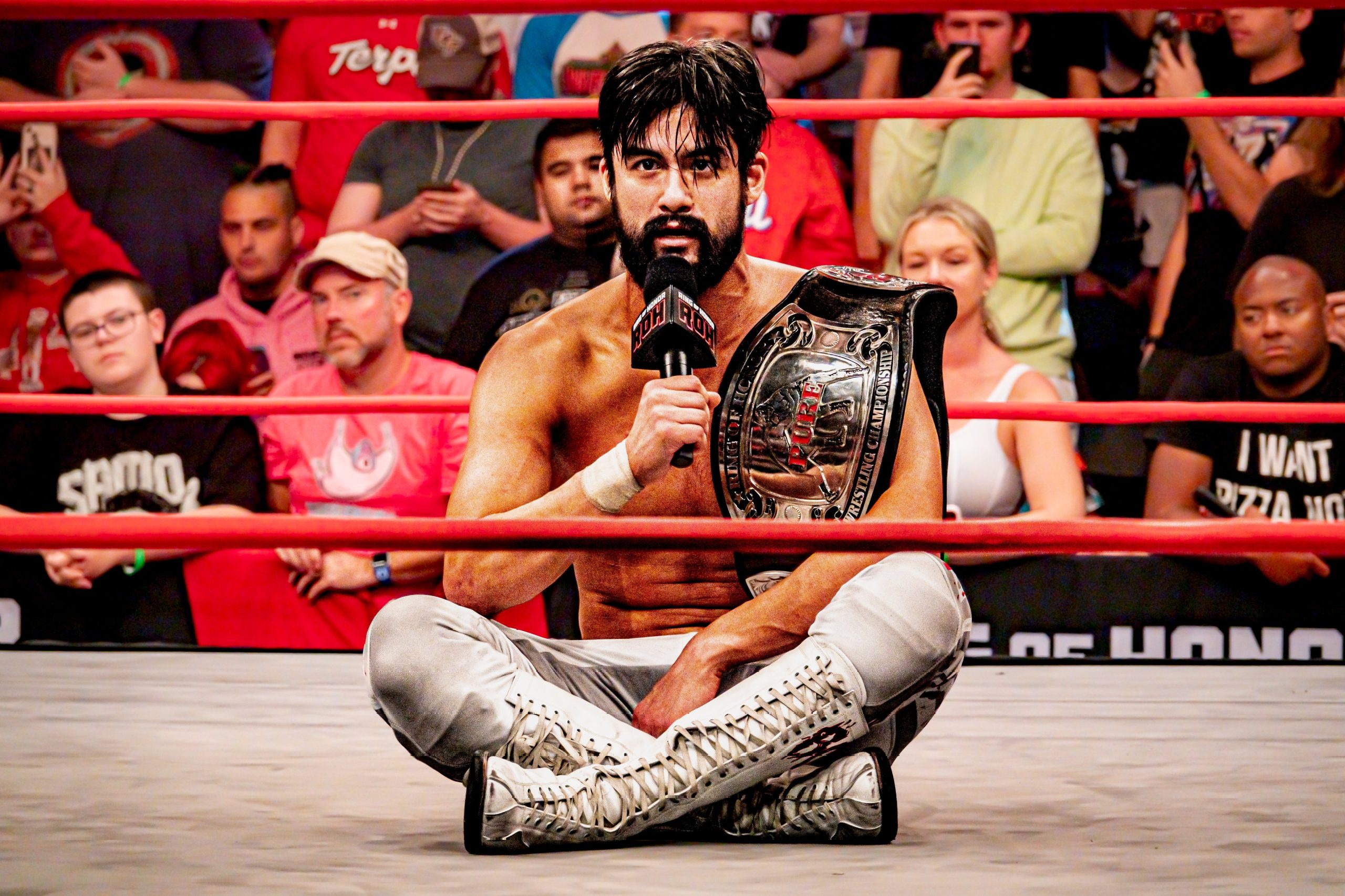 ROH Pure Champion Wheeler Yuta challenges Katsuyori Shibata
