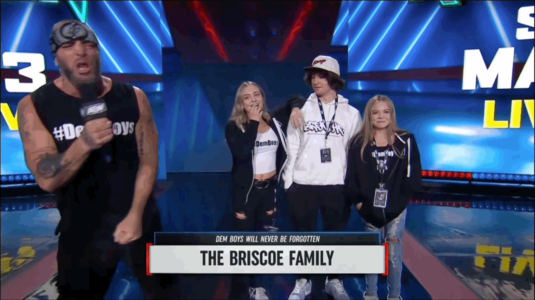 Mark Briscoe & family honor Jay Briscoe on AEW Dynamite