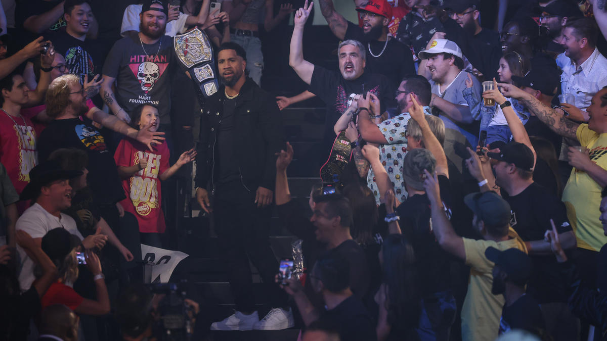 Daily Update: SmackDown, Rikishi, Rob Van Dam