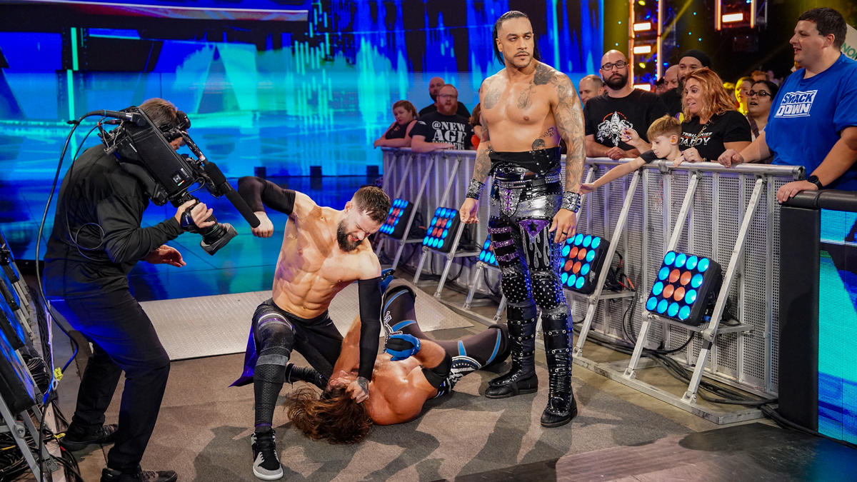 WWE SmackDown video highlights: Judgment Day attack AJ Styles