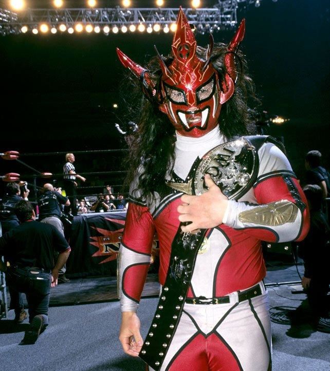 Daily Pro Wrestling History (12/06): Liger wins IWGP Junior Heavyweight title on WCW Nitro