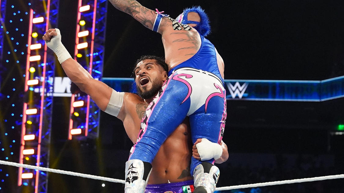 WWE SmackDown video highlights: LWO defeat The Usos