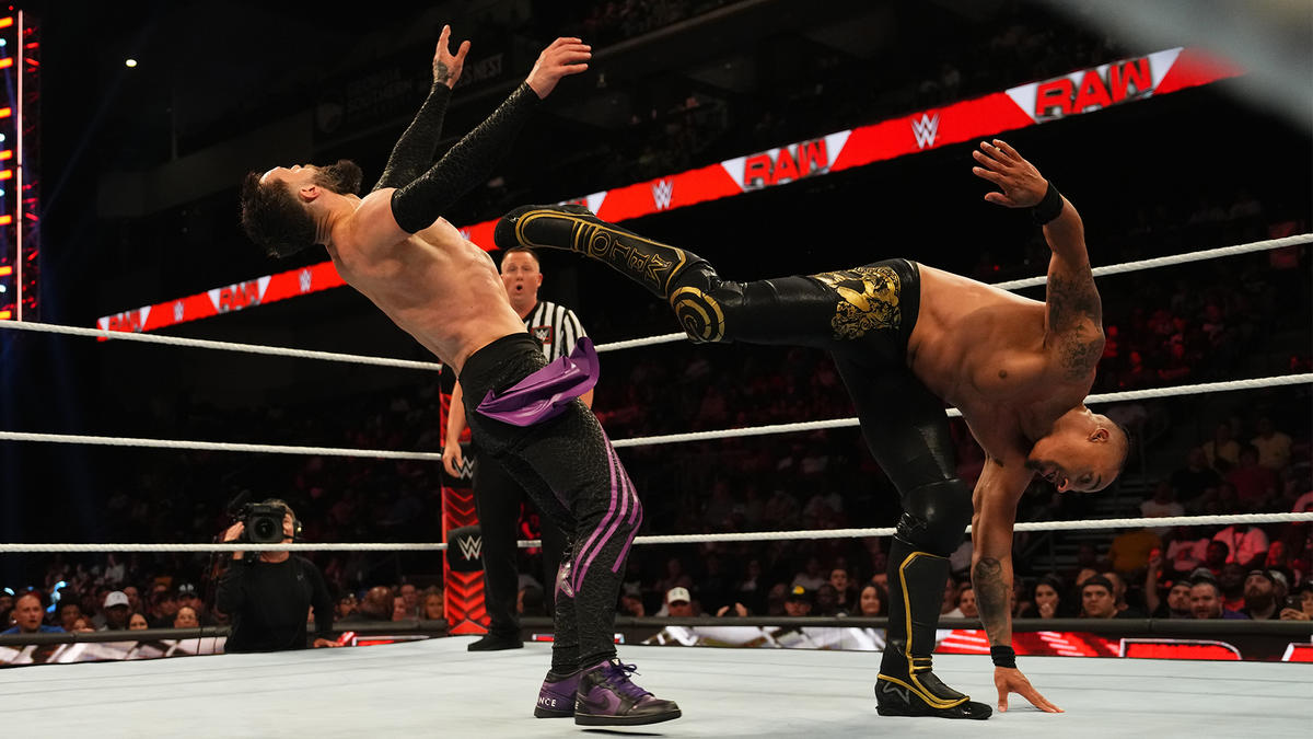 Carmelo Hayes wrestles Finn Balor on WWE Raw