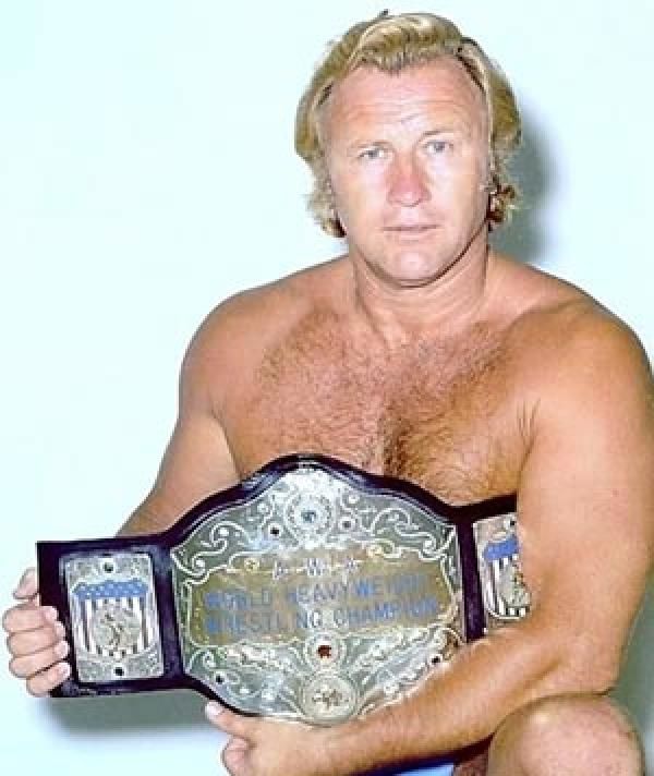 Daily Pro Wrestling History (11/08): Nick Bockwinkel wins his first AWA World title