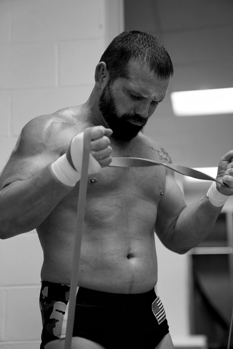 Jamie Noble wrestles final match at WWE house show