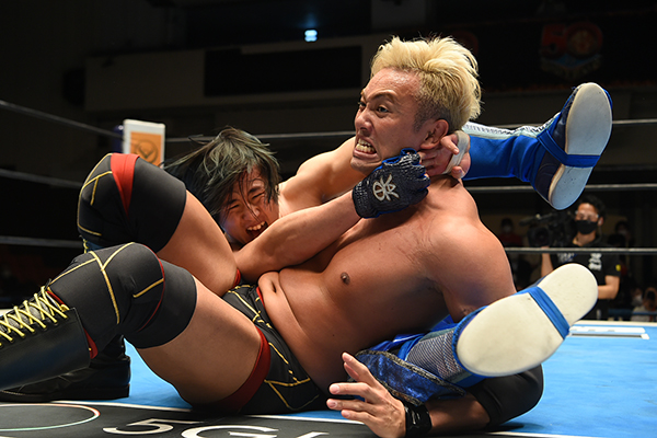 Three wrestlers advance to third round of New Japan Cup
