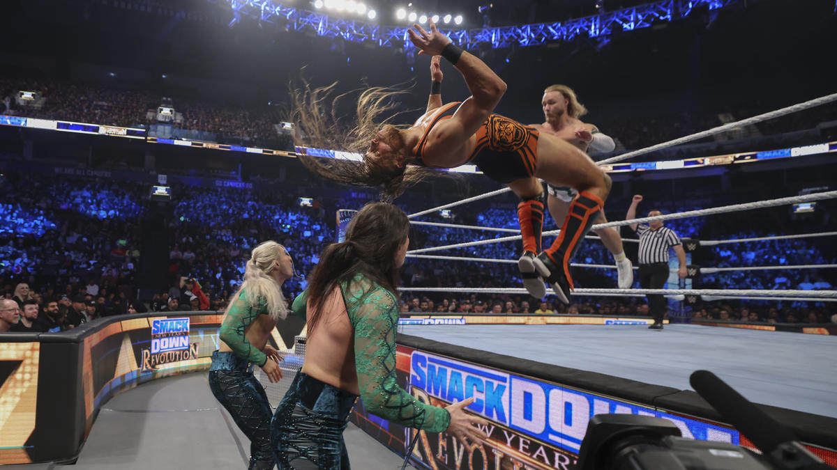 WWE teases return of Pete Dunne
