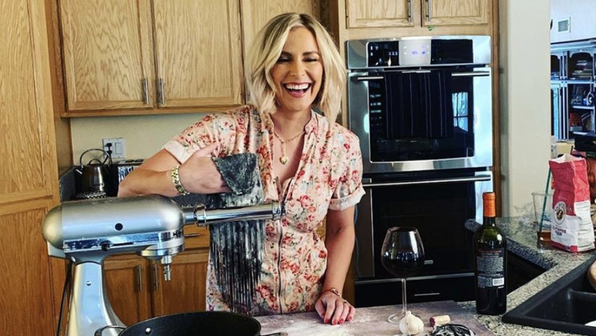Renee Paquette reveals cookbook release date