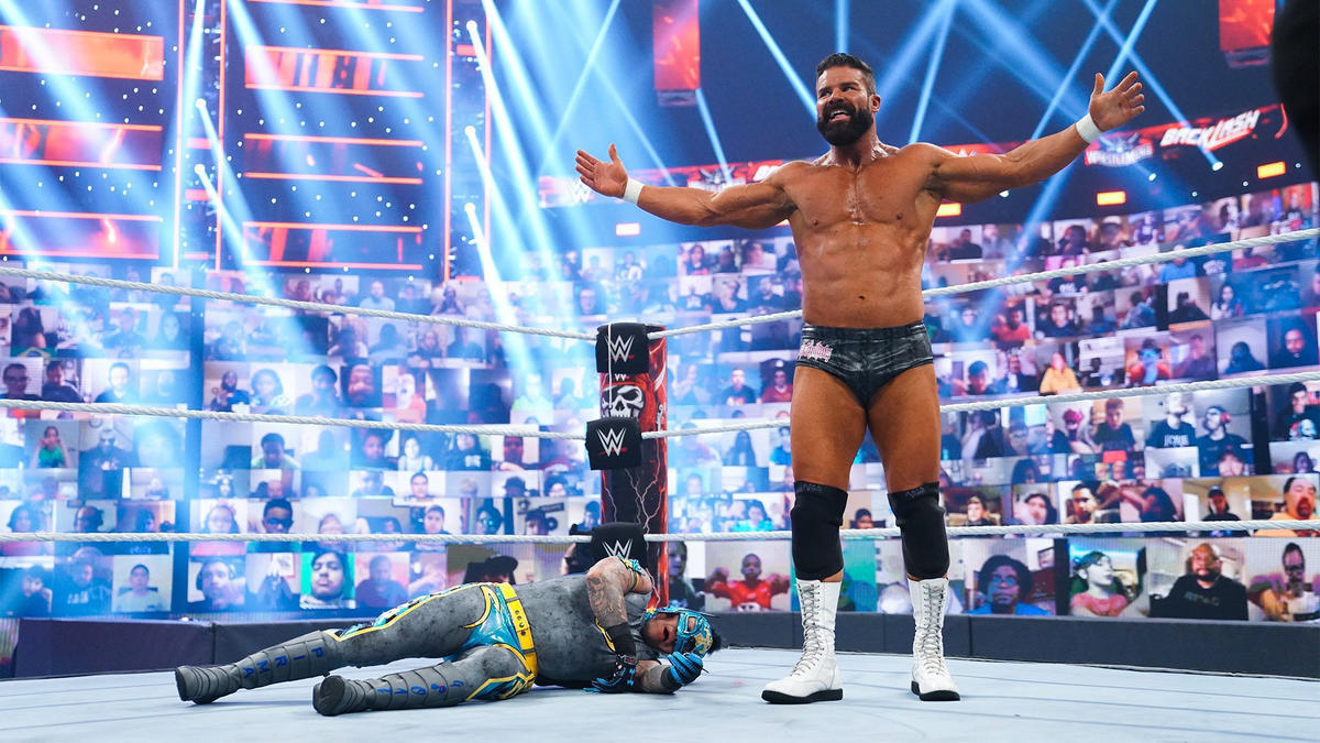 WWE’s Robert Roode undergoes second spinal fusion surgery