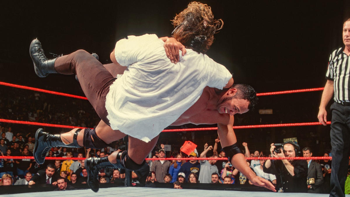 Daily Pro Wrestling History (11/15): The Rock wins WWF title at Survivor Series 1998