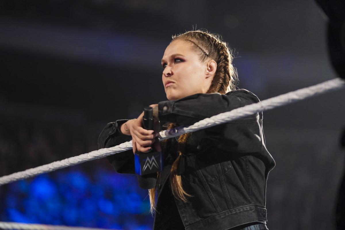 Wrestling Observer Live: Adam Windsor, Dynamite ratings, Smackdown line-up, CALLS, more!