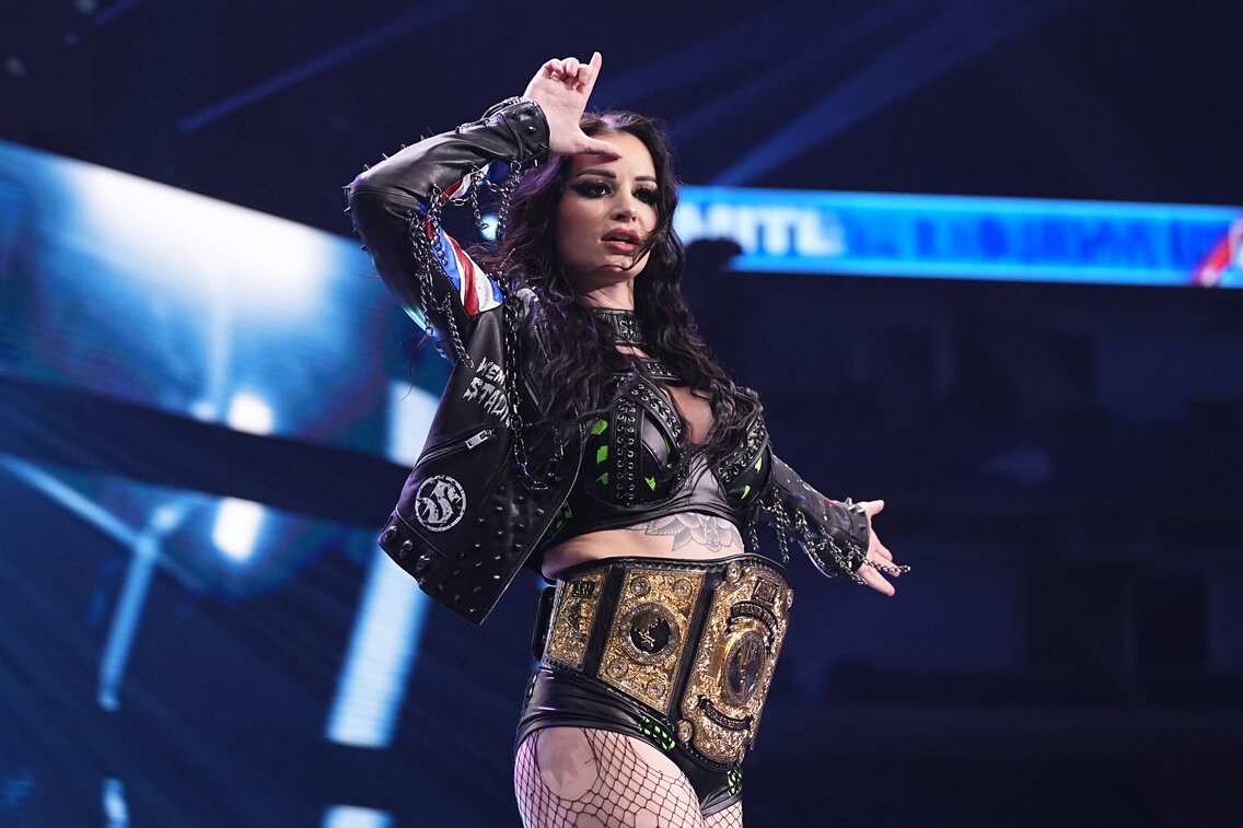Saraya praises Sasha Banks for taking career into her own hands