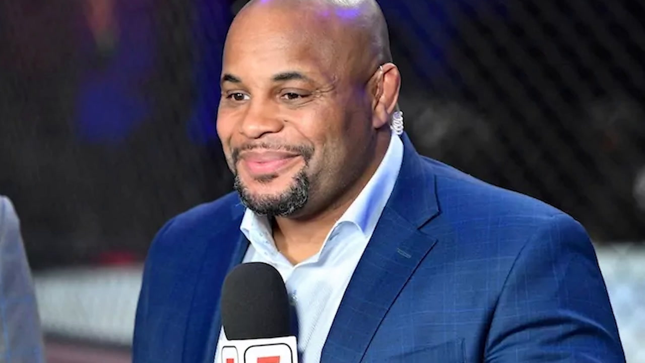 Daniel Cormier says he had ‘the time of his life’ at WWE Extreme Rules