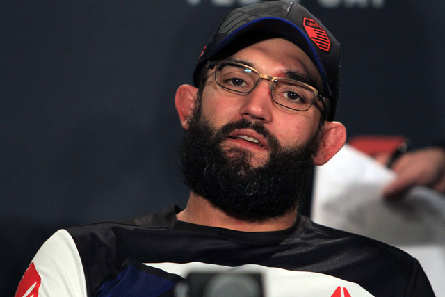Johny Hendricks misses weight for UFC 207 fight