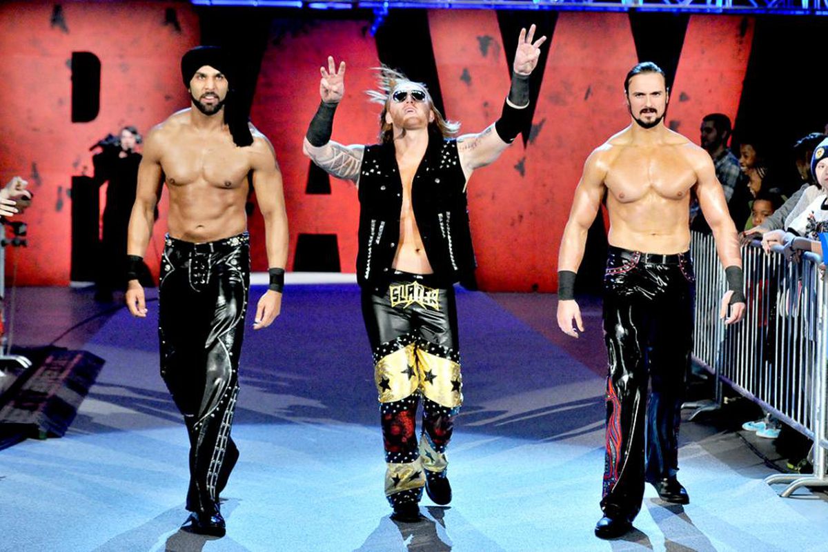 WWE Network notes: Super Show-Down, Table for Three with 3MB
