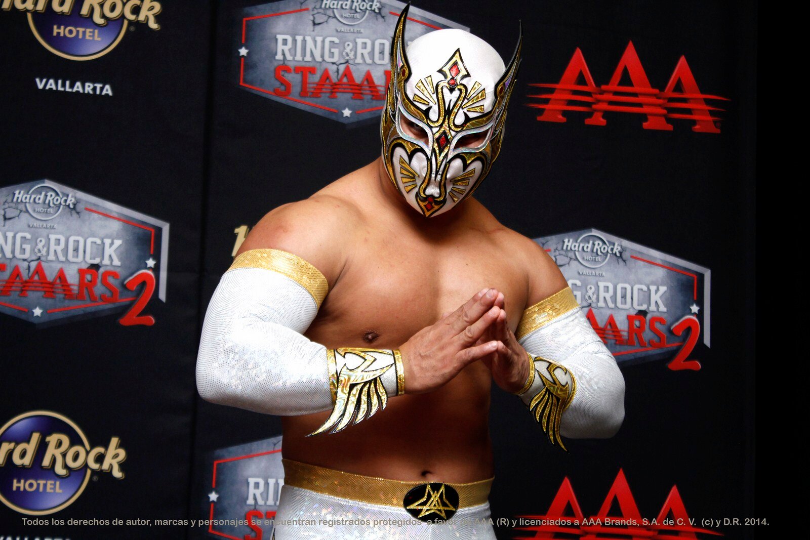 Myzteziz reportedly at Arena Mexico tonight
