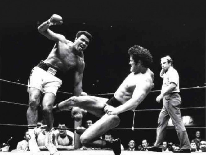 Daily Pro Wrestling History (06/25): Muhammad Ali vs. Antonio Inoki