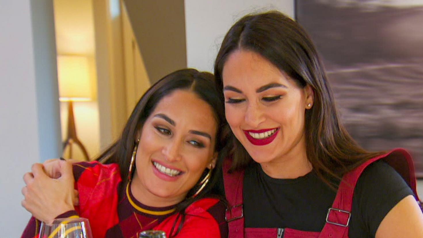 WWE SmackDown notes: Bellas to appear, eight-man tag announced
