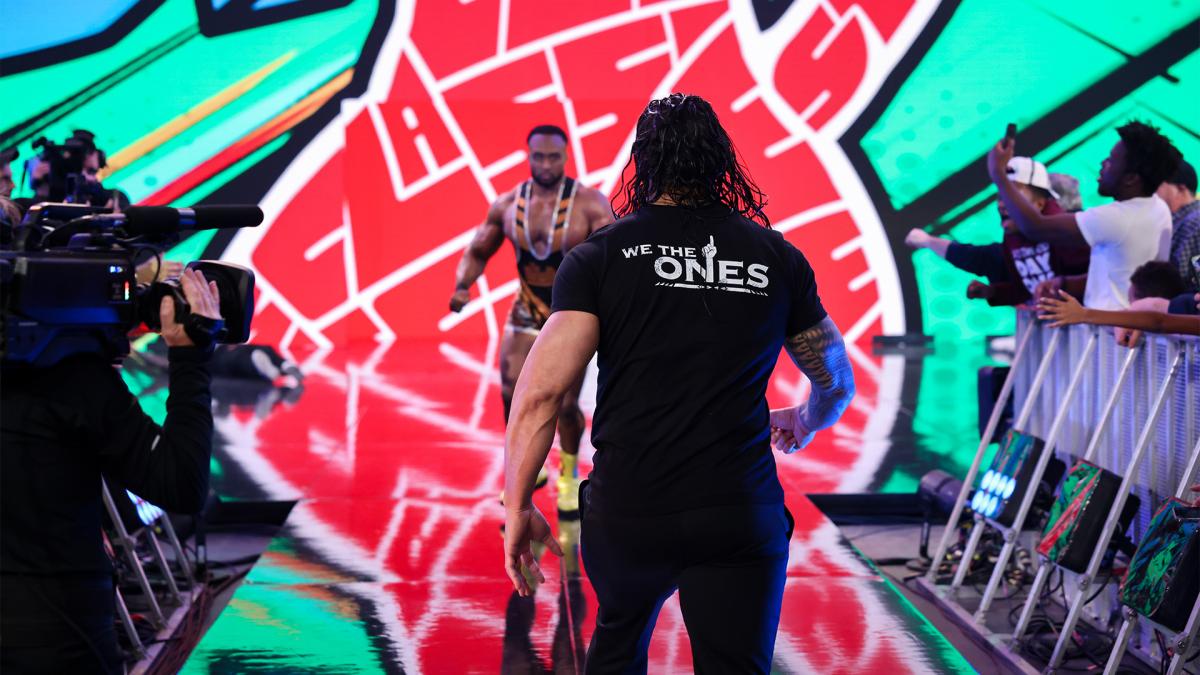 WWE SmackDown video highlights: Big E brawls with Roman Reigns