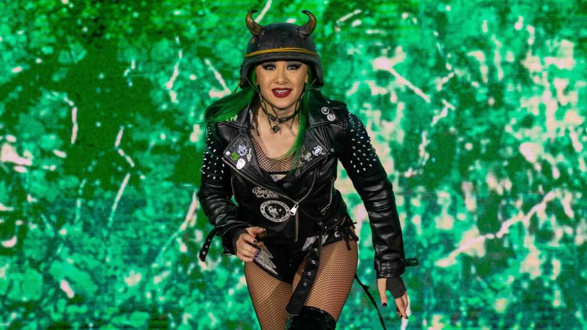 Shotzi Blackheart signs with WWE