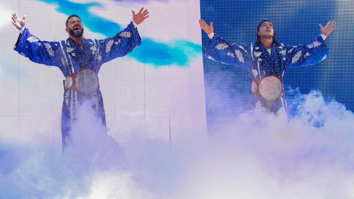 WWE Ottawa live results: Bobby Roode & Chad Gable vs. The Revival