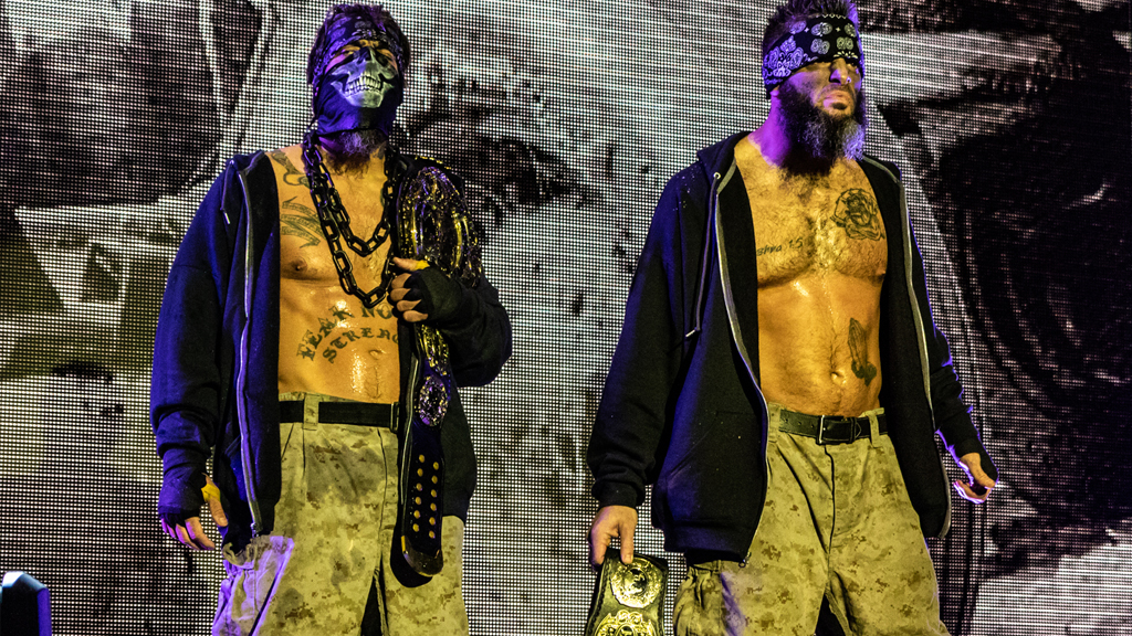 ROH TV results: Tag title match, six-man mayhem