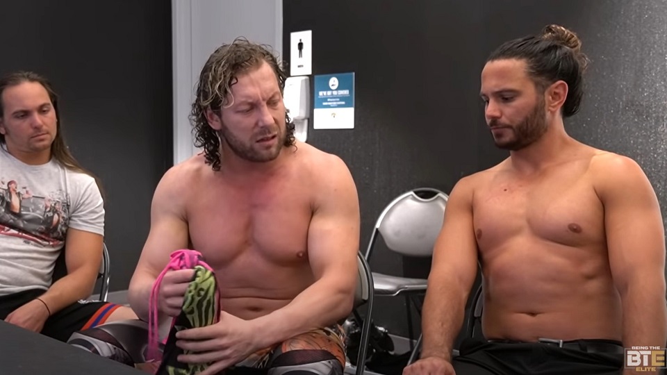 VIDEO: Being The Elite – The Elite united