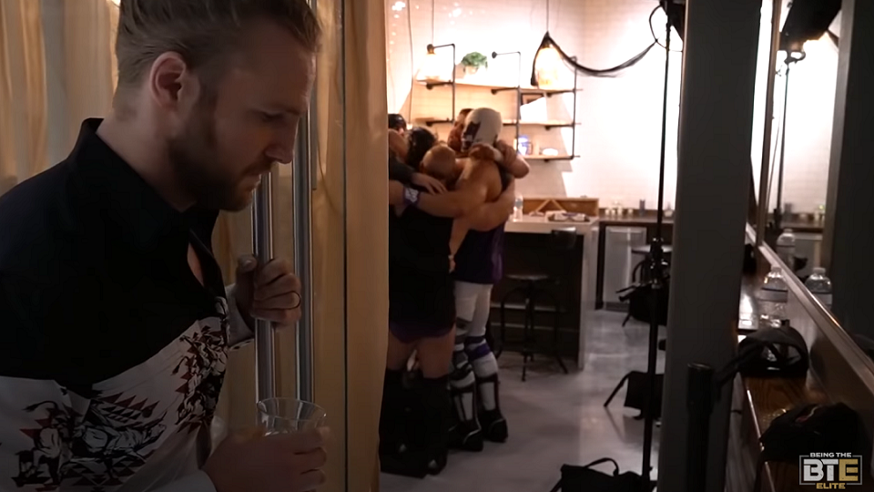 VIDEO: Being The Elite – Sad Hangman
