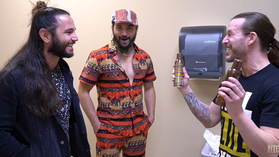 VIDEO: Being The Elite – ‘Spray Tan Party’