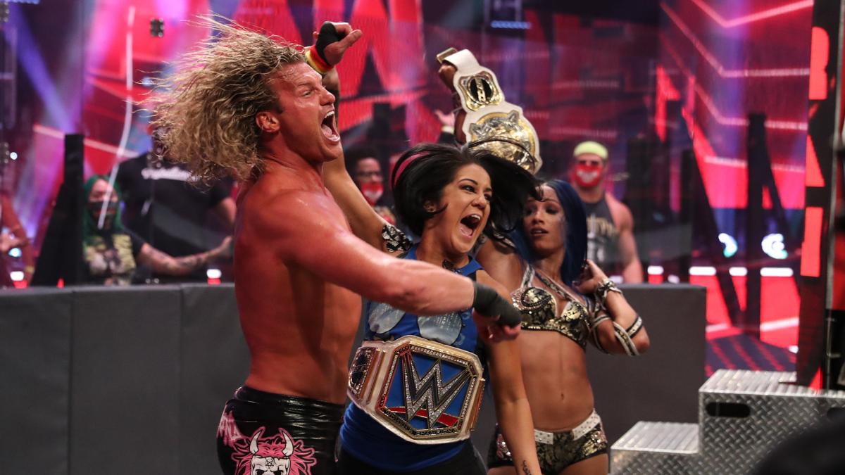 WWE Raw video highlights: Champions vs. challengers match