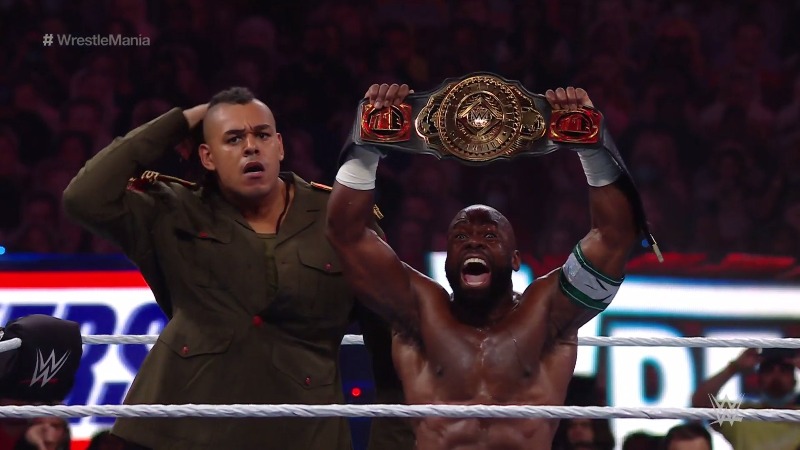 Apollo Crews wins Intercontinental title at WWE WrestleMania 37