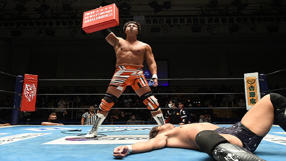 Satoshi Kojima challenges KENTA for NJPW Wrestle Kingdom 15