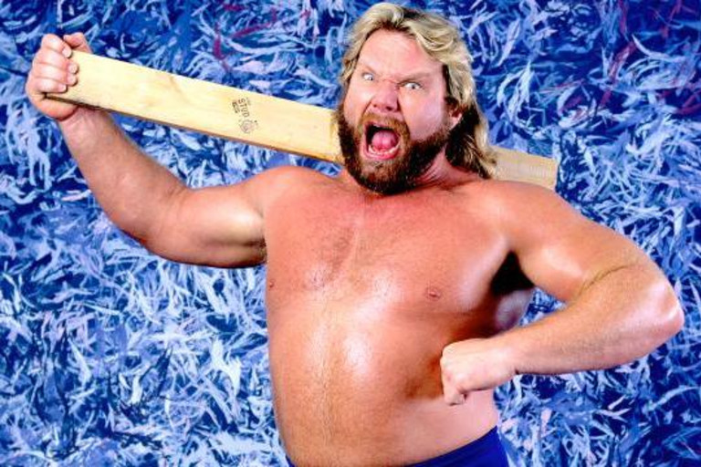 ‘Hacksaw’ Jim Duggan signs WWE Legends contract